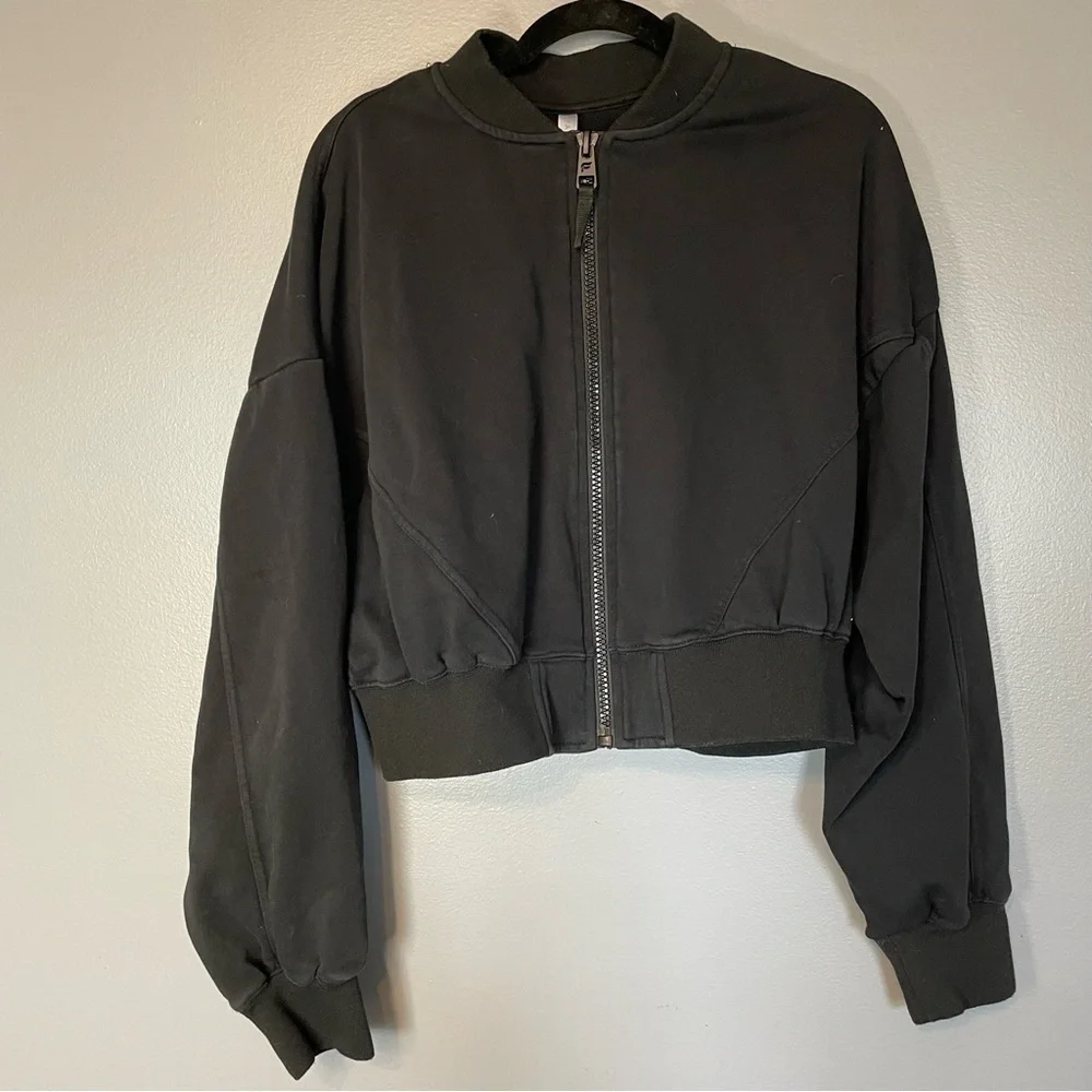 Fabletics black bomber jacket light-weight black
